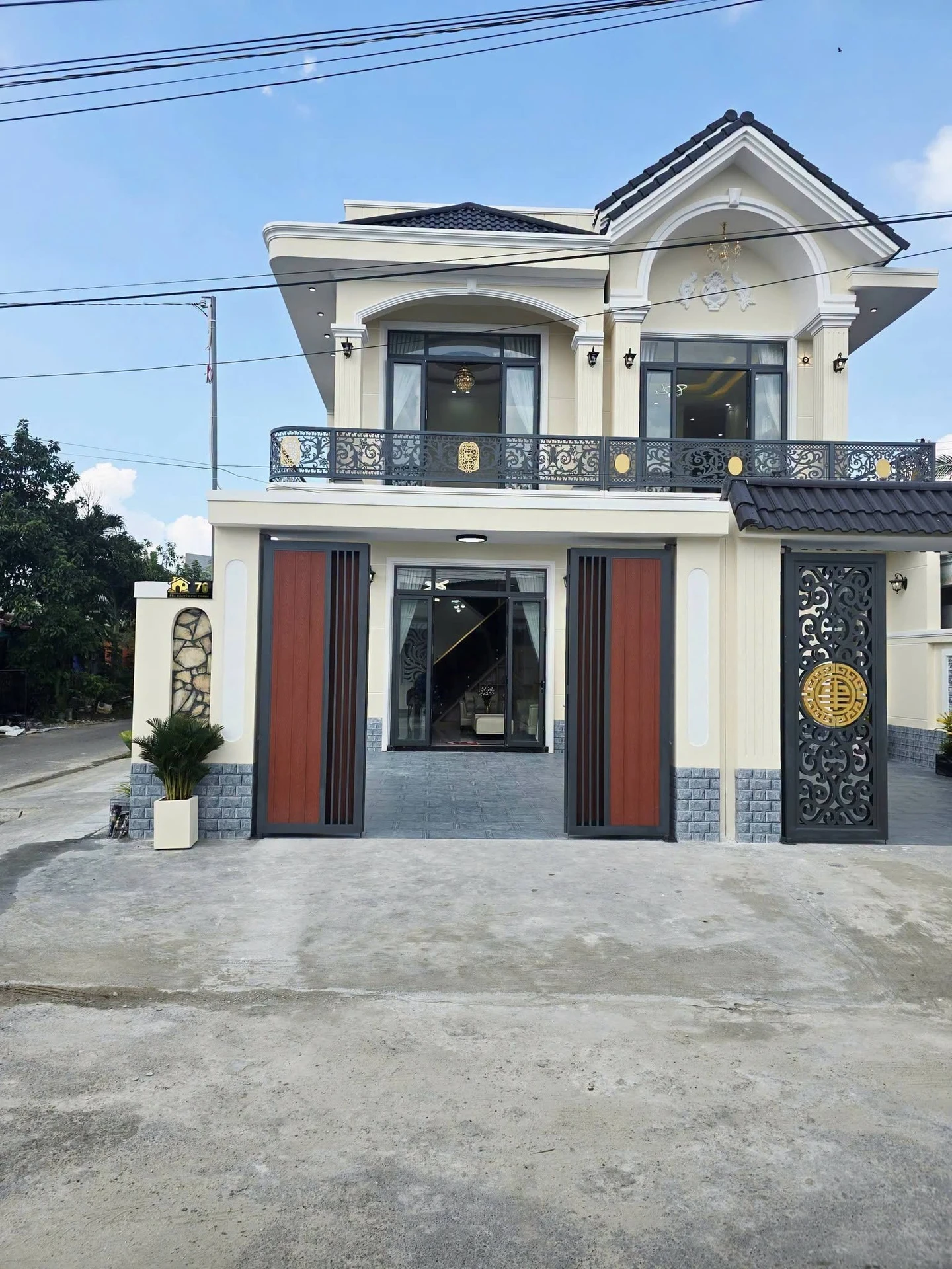 Bán nhà lầu 3 PN Hòa Thành Tây Ninh 126,5m² - Ảnh 1