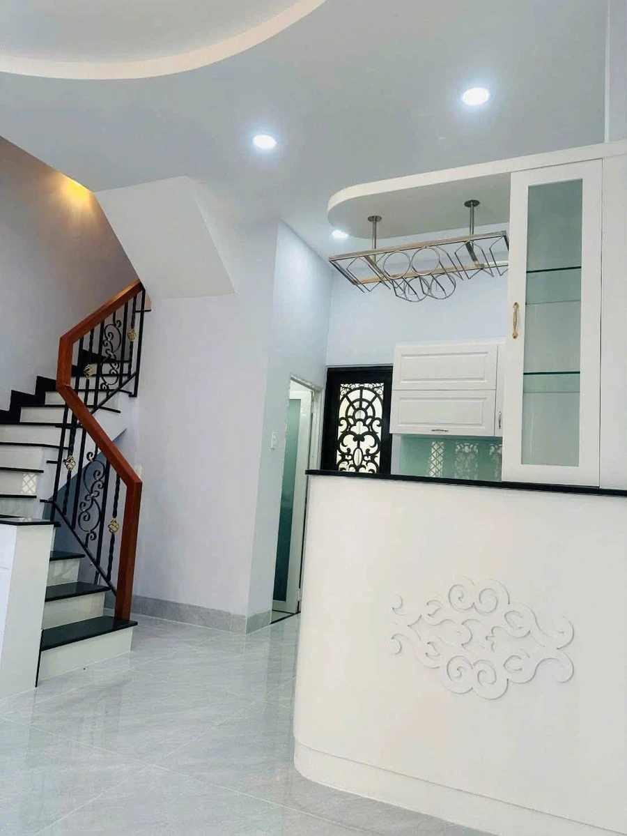 Bán nhà mặt tiền Diên Hồng, Bình Thạnh 32m2 8,65 tỷ - Ảnh thu nhỏ 3