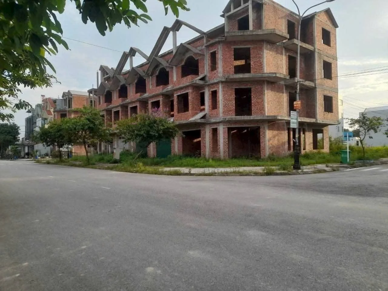Bán nhà thô 4 tầng 105m² Phường Mỹ Thượng, Huế - Ảnh 1