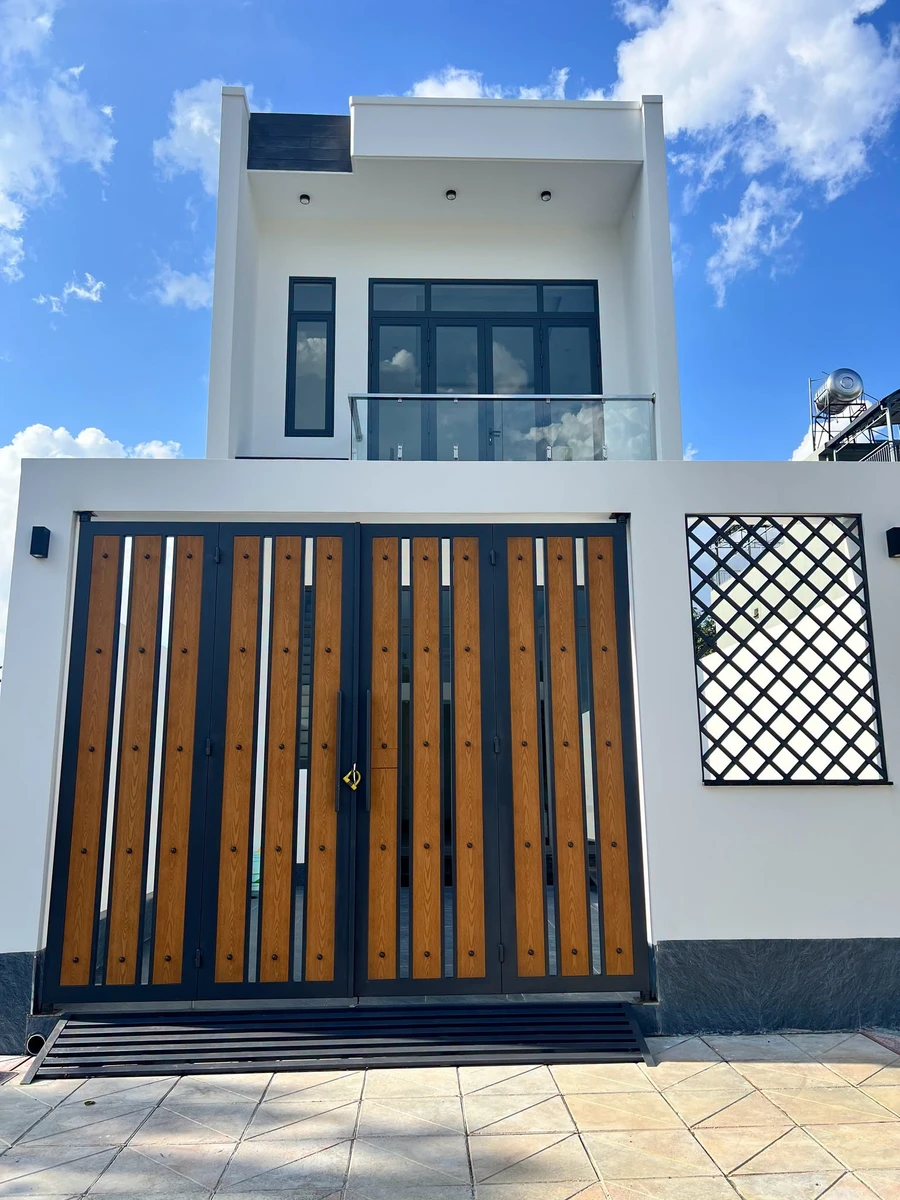Nhà 1 trệt 1 lầu 90m² Đông Xoài, Bình Phước - Ảnh 1