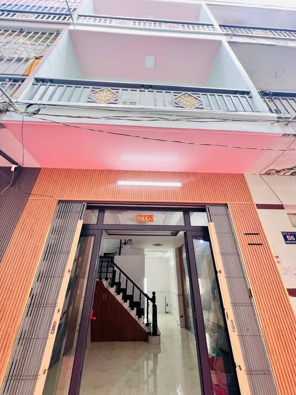 Bán nhà 2 lầu 4PN 120m² Tập Đoàn 4 Cần Giuộc
