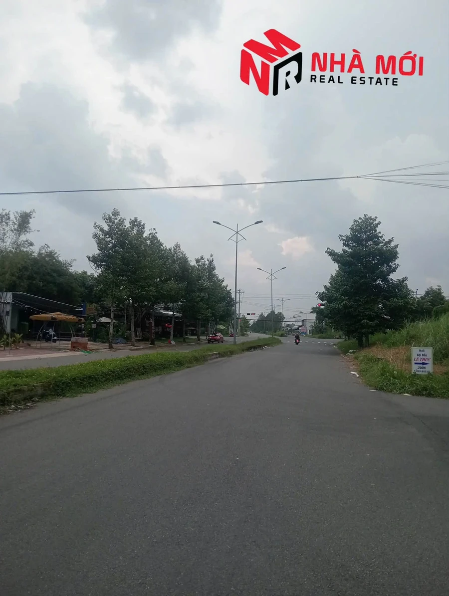 Cho thuê góc 2 mặt tiền 330m² gara Nguyễn Cư Trinh Q12 15 tr/tháng - Ảnh thu nhỏ 4