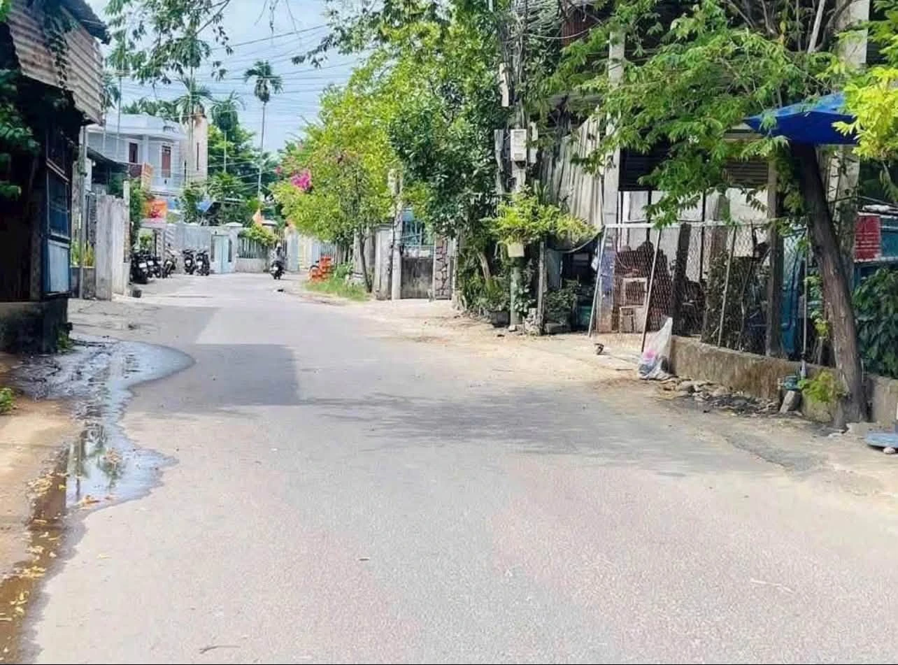 Bán đất mặt tiền Lê Quý Đôn Quảng Ngãi 105m2 1,95 tỷ - Ảnh 1