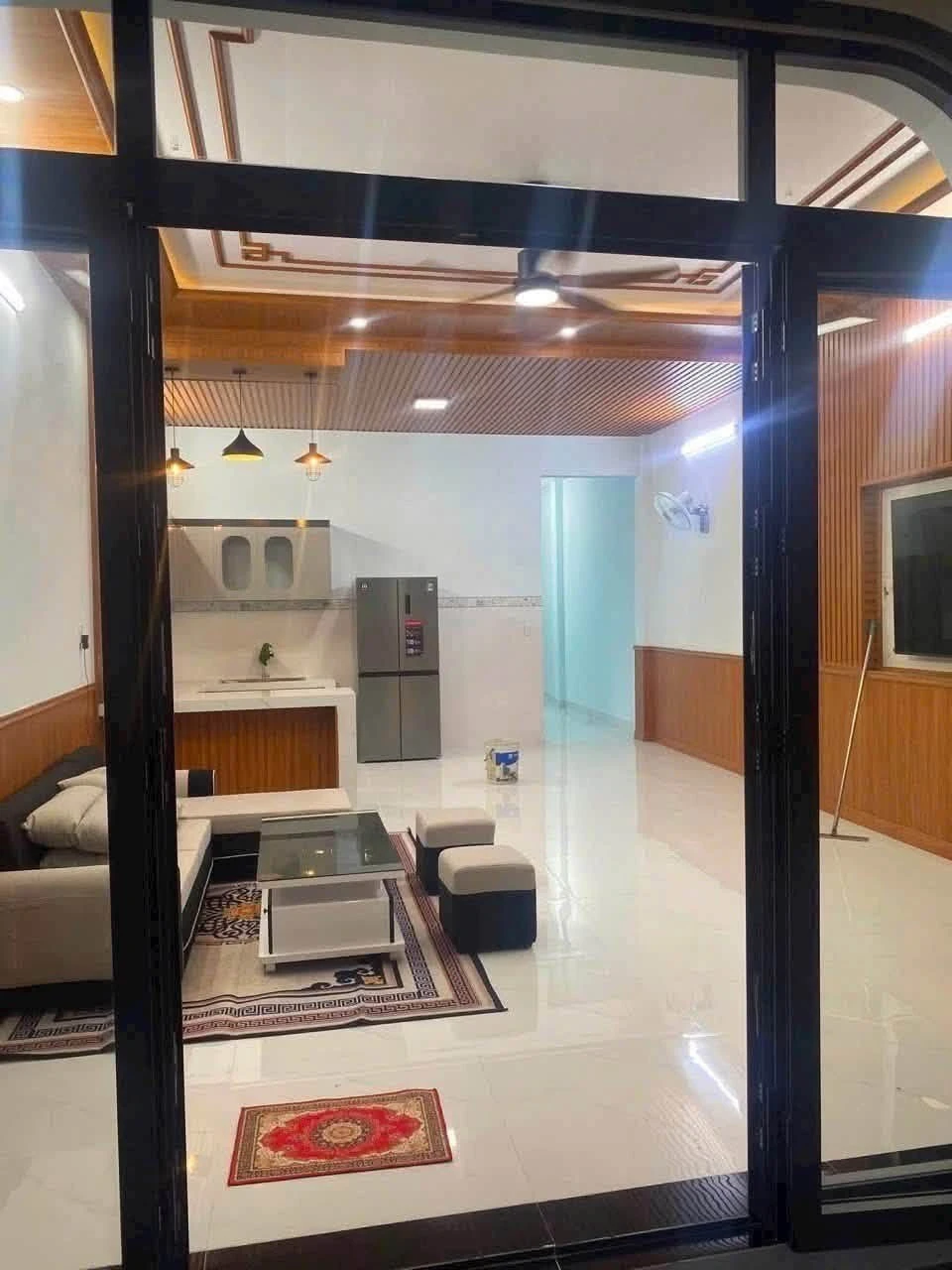 Bán nhà cấp 4 hiện đại 130m2, 2PN, 2WC, Quận 12 - Ảnh 1