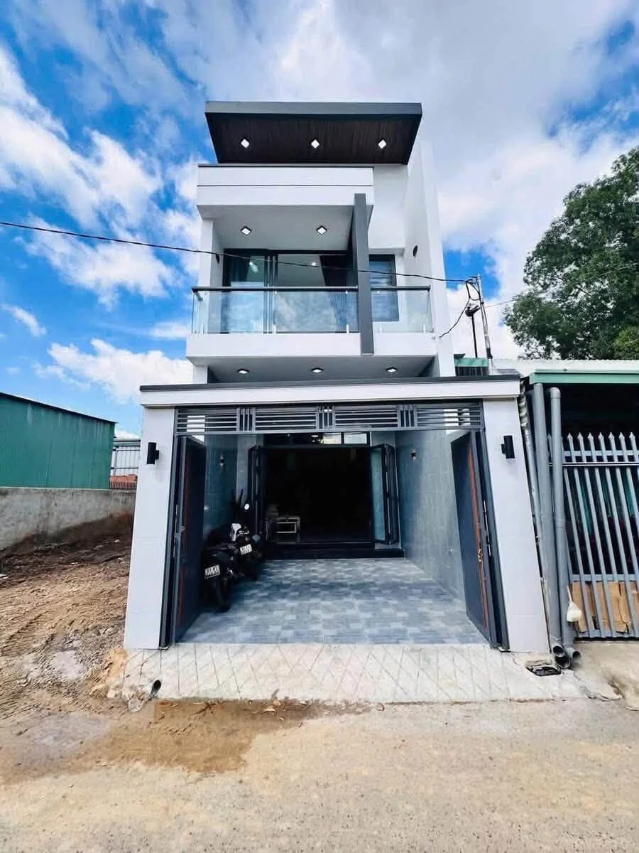 Bán nhà trệt lầu 3 phòng ngủ 73,9m² Phú Hoà, Thủ Dầu Một - Ảnh 1