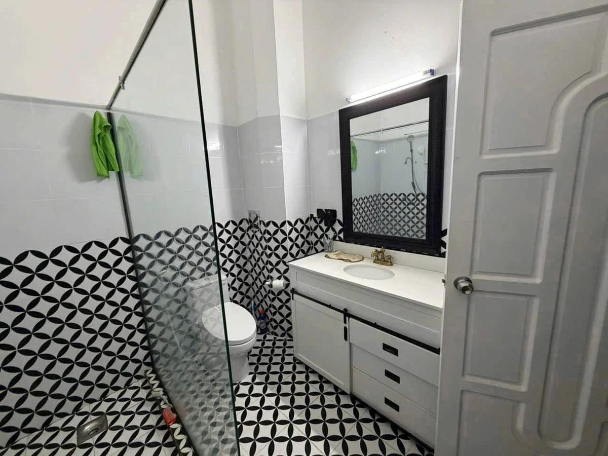 Bán nhà 1T+1L 100m2 mặt tiền Lê Quý Đôn, Lâm Đồng, 7.3 tỷ - Ảnh thu nhỏ 4