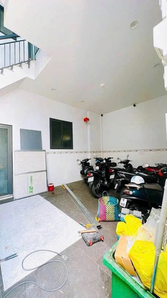 Bán nhà 8 phòng nội thất full quận 4, 81m², 8 tỷ - Ảnh thu nhỏ 3