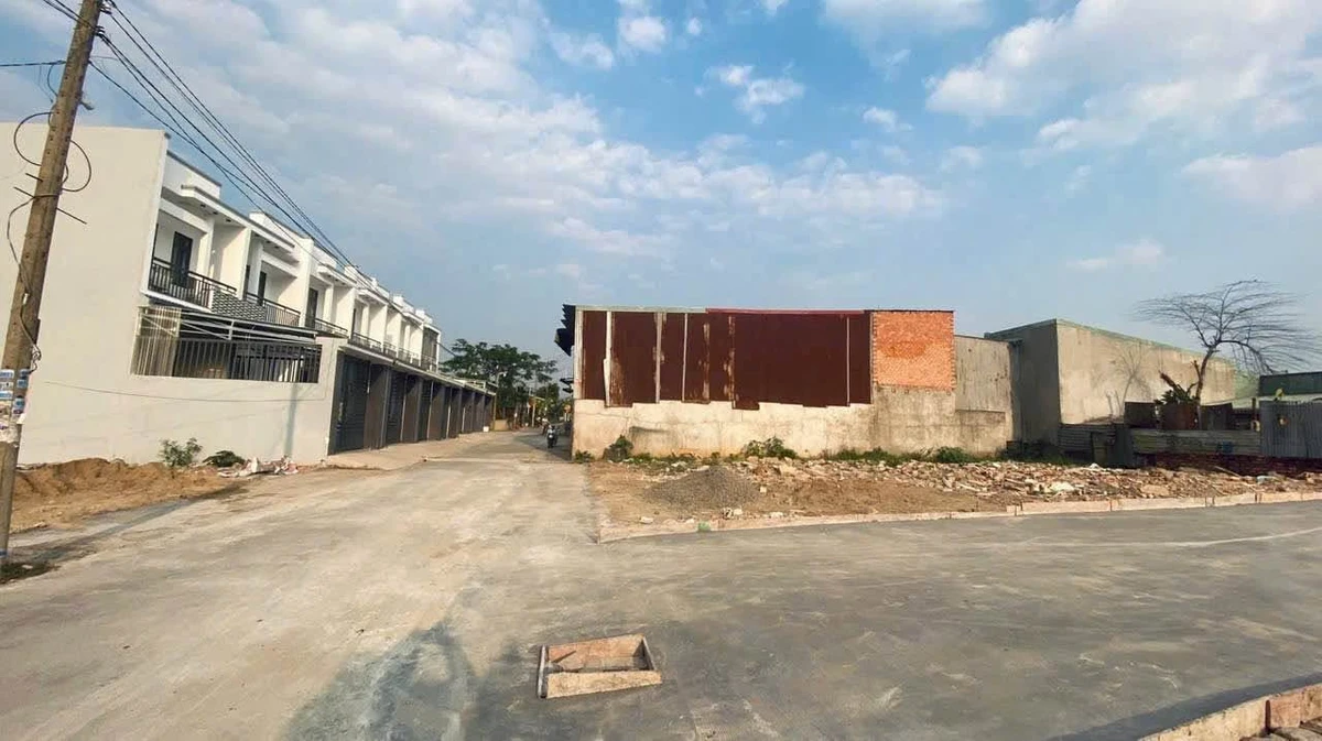 Bán đất 2 mặt tiền góc đường Đồng Khởi 2 tỷ - Ảnh thu nhỏ 3