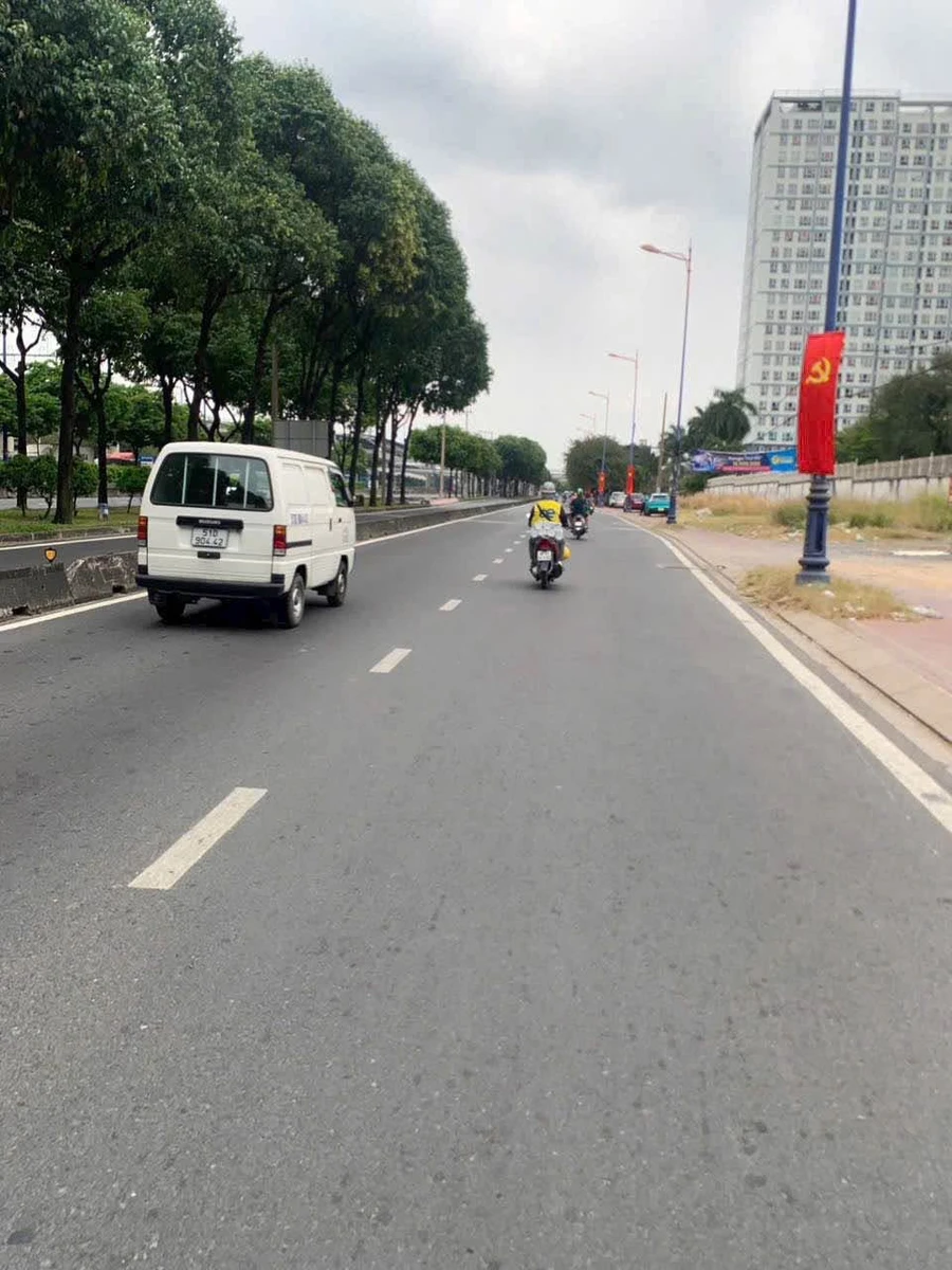 Bán lô góc đất xây dựng 320m², mặt tiền Hà Nội, Quận 9 - Ảnh thu nhỏ 3