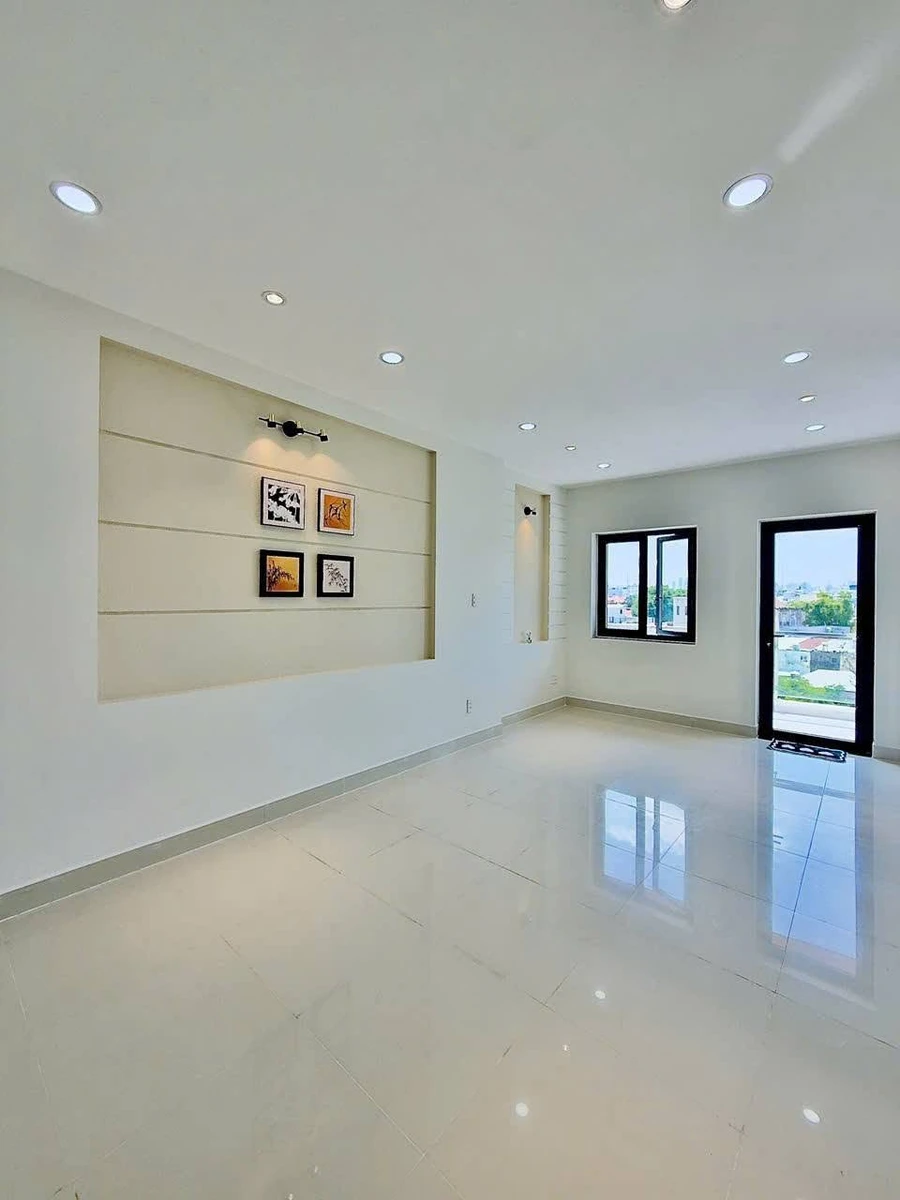 Bán nhà mặt tiền Phạm Văn Đồng 6 tầng, ngang 5,8m, 226m² sàn, giá hơn 10 tỷ - Ảnh thu nhỏ 4