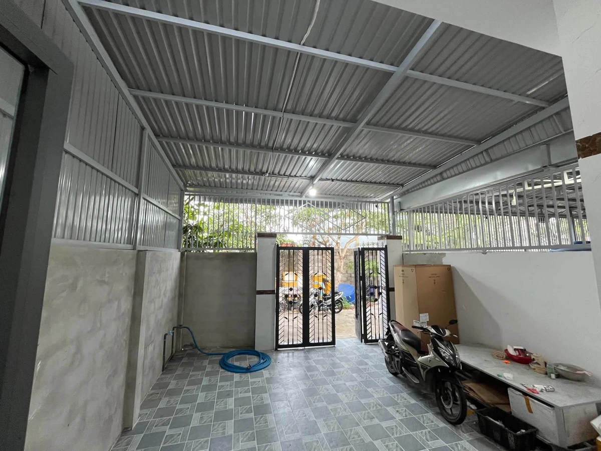Bán nhà cấp 4 mới 3 phòng ngủ 187m² Ngô Đức Tốn - Ảnh 1