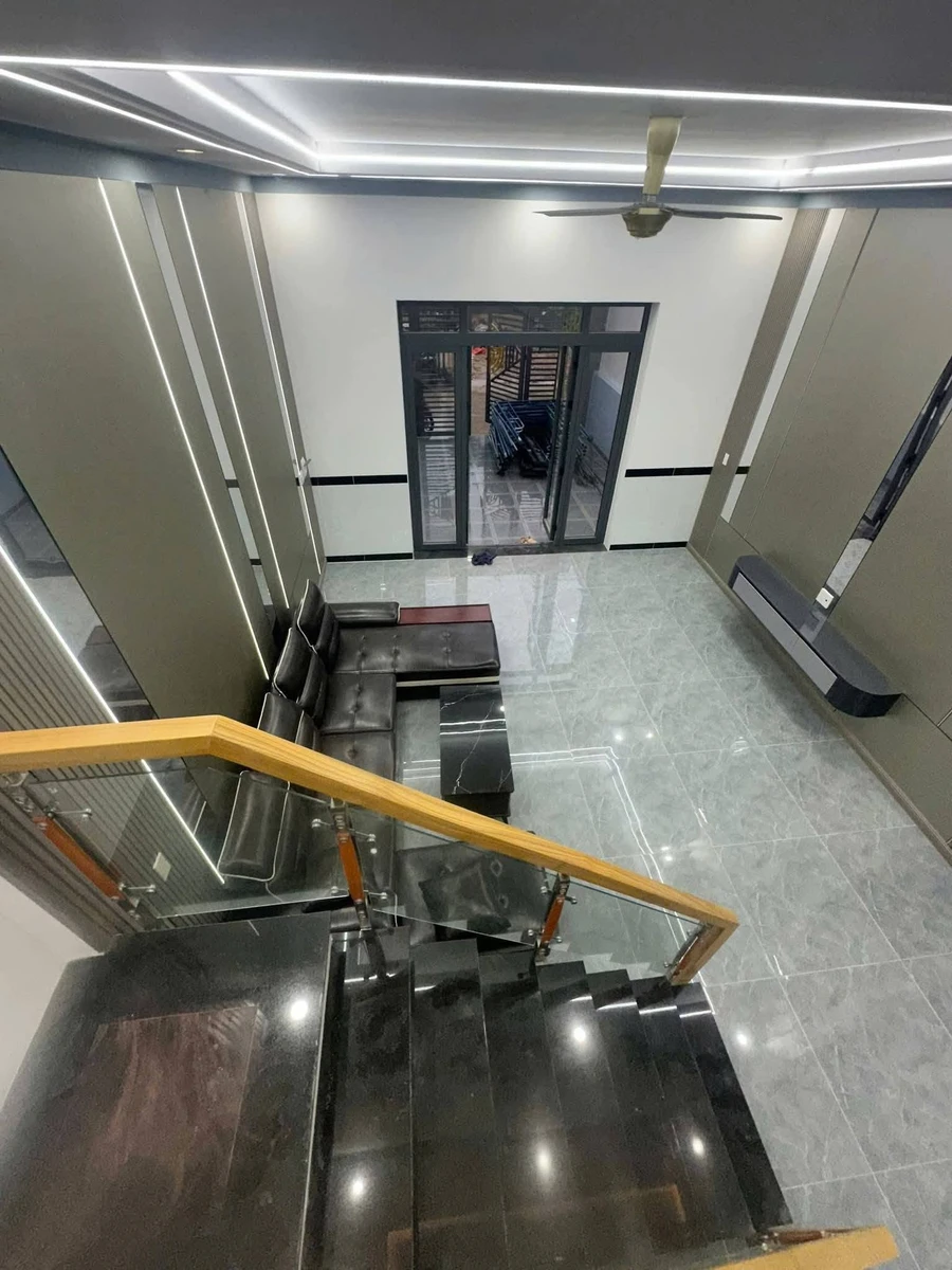 Bán nhà lầu trệt sổ riêng hoàn công 5x20m, 3 phòng ngủ, Khánh Bình, Tân Uyên - Ảnh thu nhỏ 3