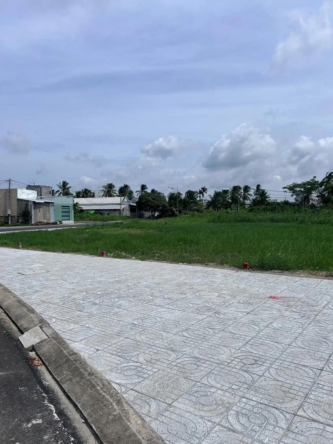 Bán đất 110m² gần Vòng Xoay Tắc Cậu, sổ riêng, 700 triệu - Ảnh 1