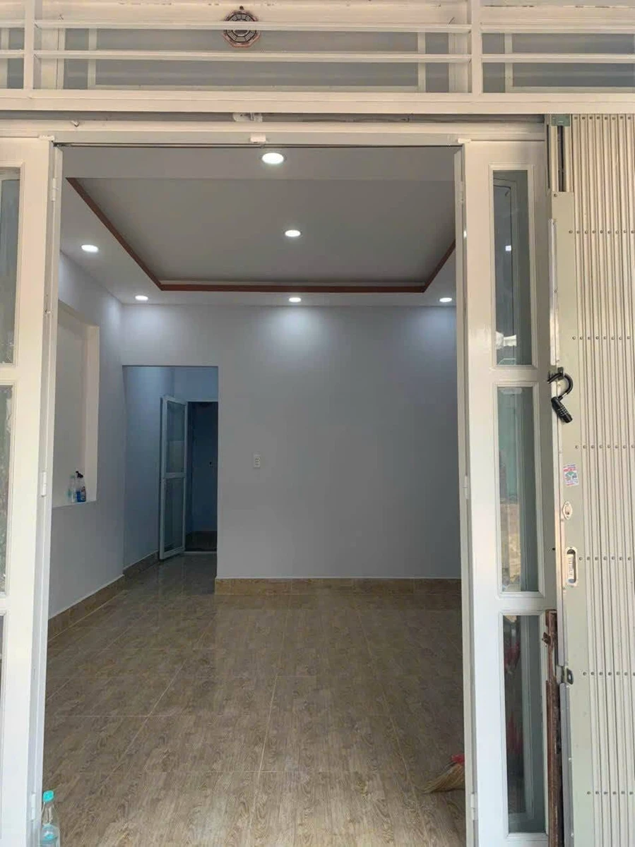 Bán nhà 4x11m 1 lầu 3PN 2WC hẻm xe hơi Tam Đông 26, Đông Thạnh, Hóc Môn - Ảnh thu nhỏ 2