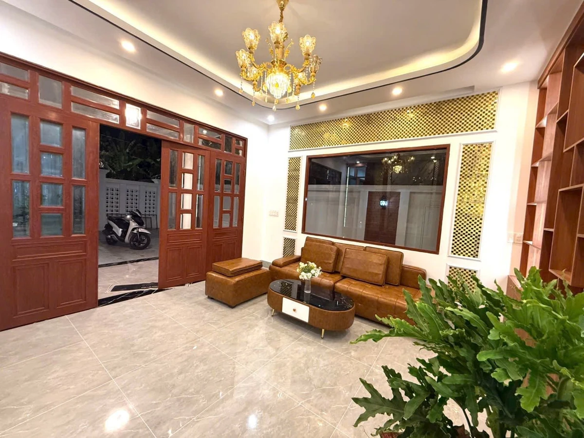 Bán nhà biệt thự phố mini 4PN mặt tiền Vương Hồng Sên 195m2 - Ảnh thu nhỏ 5
