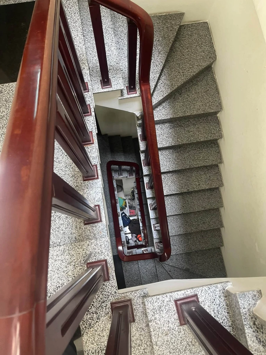 Bán nhà 4 tầng mặt tiền Trần Nhật Duật 64m² 13 tỷ Quận 1 - Ảnh thu nhỏ 3