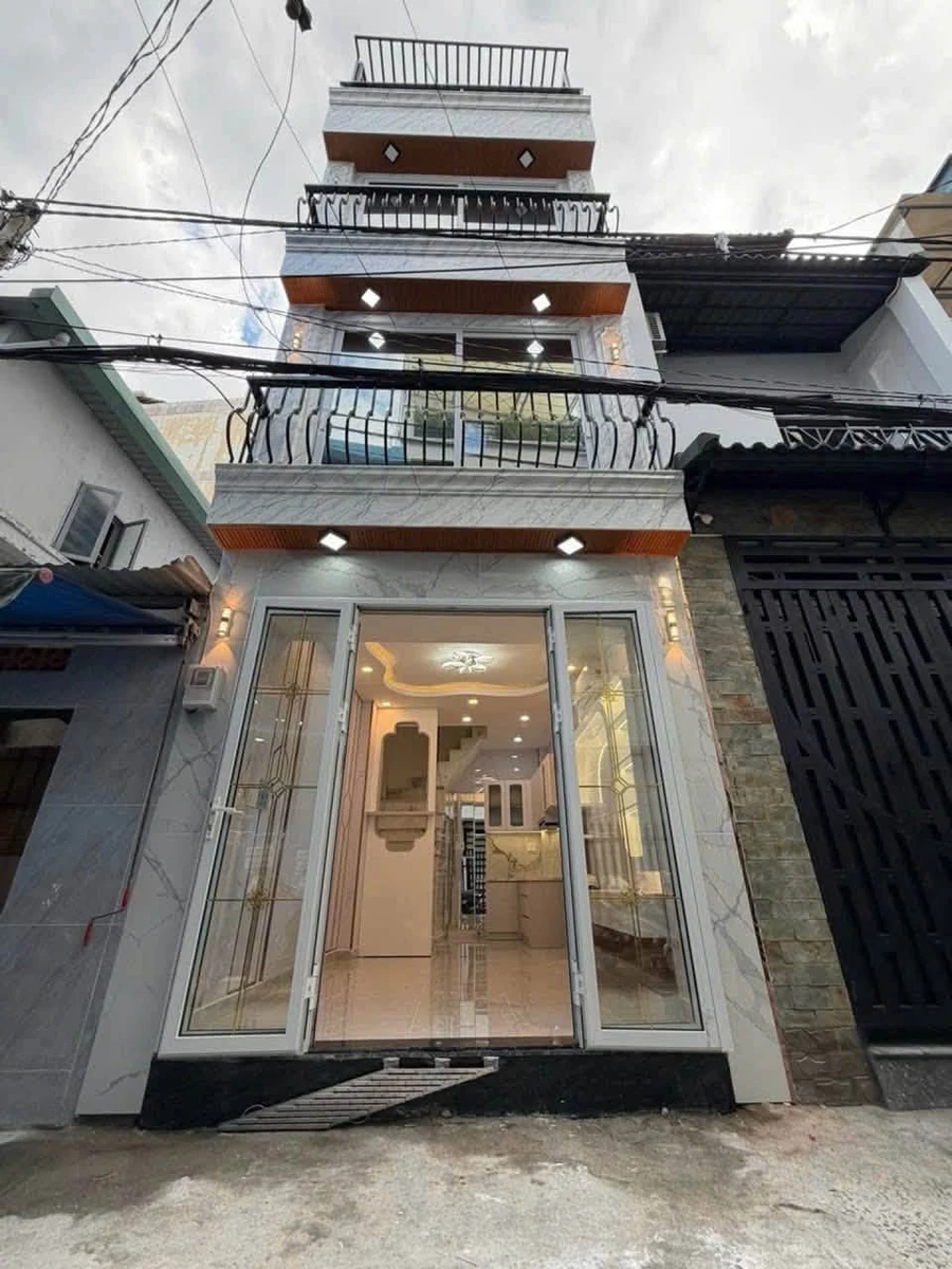 Bán nhà hẻm Nguyễn Trãi 35m² 3 phòng ngủ Quận 5 - Ảnh 1