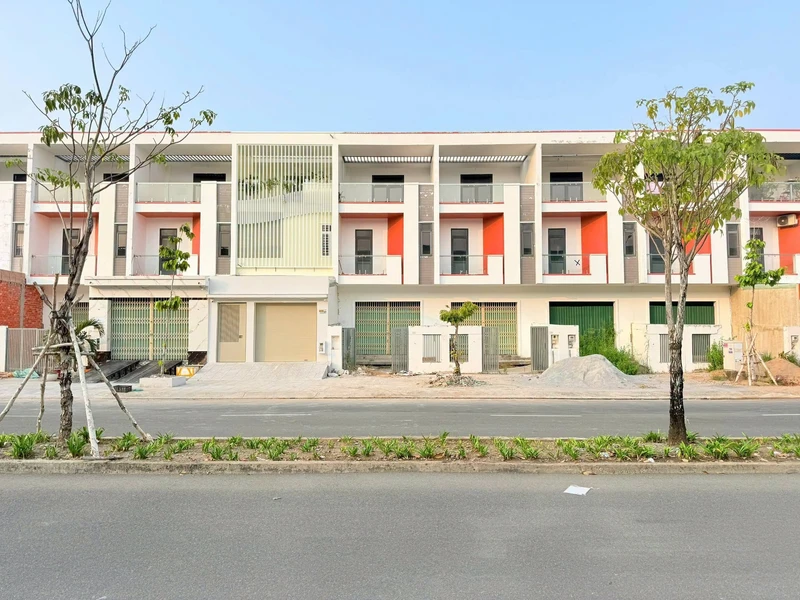 Bán nhà thô 110m2 2 lầu Rạch Giá 2 tỷ