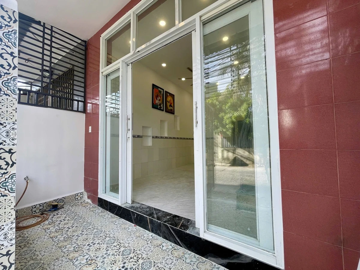 Bán nhà mặt tiền đường Ngô Đến 31,1m², 1 trệt 1 lầu, giá 2 tỷ 350, Nha Trang - Ảnh thu nhỏ 2