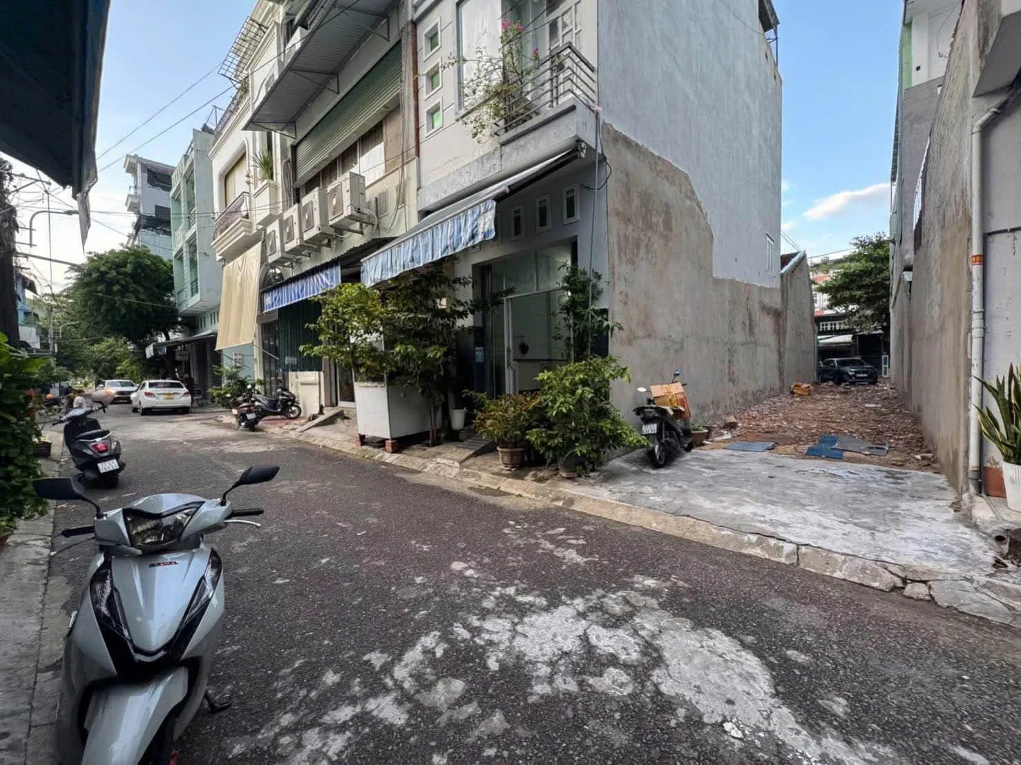 Bán đất mặt tiền 41,5m2 Lê Thị Hồng Gấm, Quy Nhơn - Ảnh 1