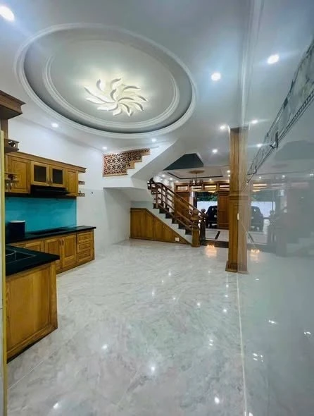 Bán nhà 4 tầng 5 phòng ngủ, 100m² ở trung tâm Vũng Tàu - 7 tỷ 500 - Ảnh thu nhỏ 2