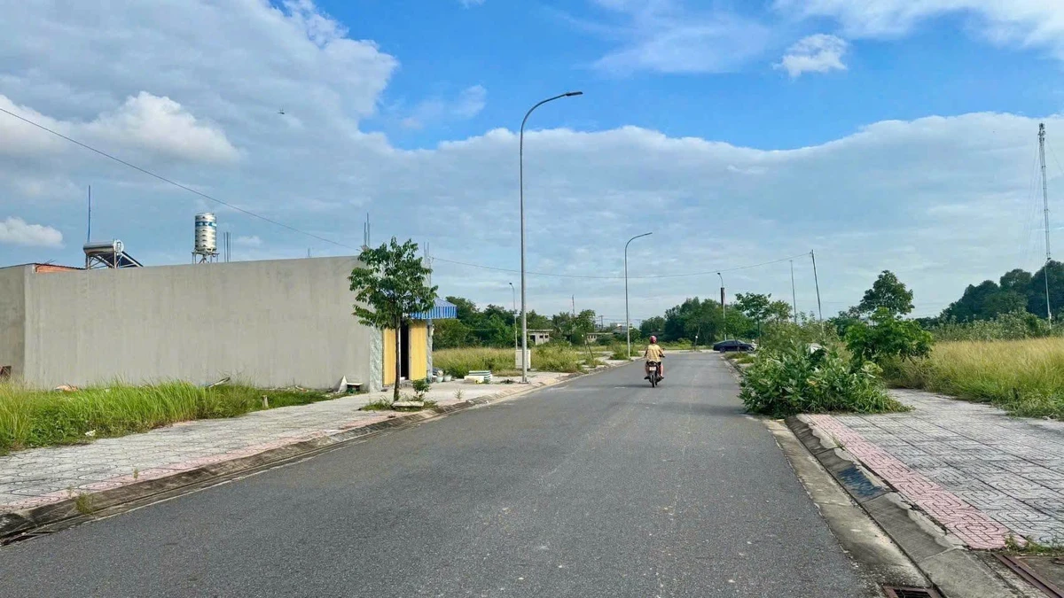 Bán đất nền Bà Rịa 100m² sổ sẵn 1 tỷ 650 - Ảnh thu nhỏ 2
