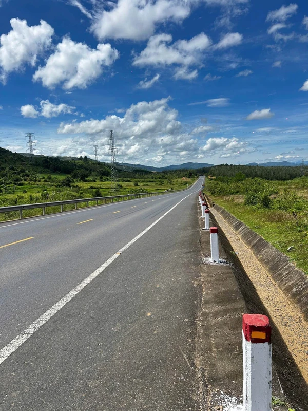 Bán gấp 1ha đất nông nghiệp giá 180 triệu tại Kon Tum, đường ô tô tới nơi