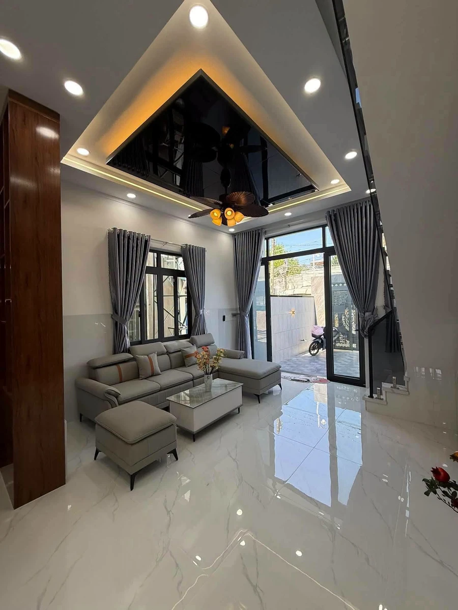 Bán nhà 1 trệt 1 lầu 3PN 4WC Tây Ninh, 100m², 3 tỷ 250 triệu - Ảnh thu nhỏ 3