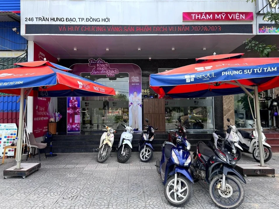 Nhà phố trung tâm Đồng Hới - Sân rộng đỗ xe - Mở showroom, PGD ngân hàng cực hiếm - Ảnh thu nhỏ 4