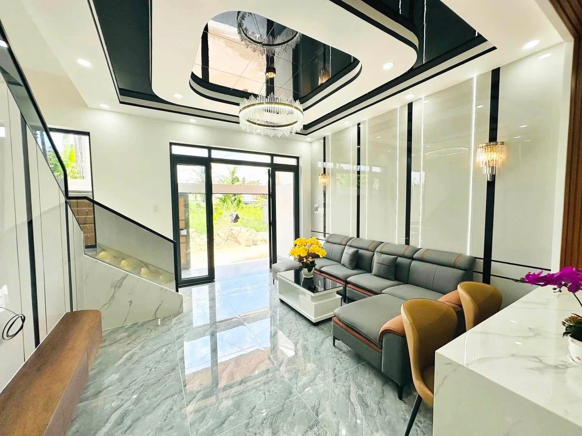 Bán nhà 1 trệt 1 lầu 5.5x11m, 2PN, hẻm ô tô Nguyễn Bỉnh Khiêm, Rạch Giá - Ảnh thu nhỏ 4