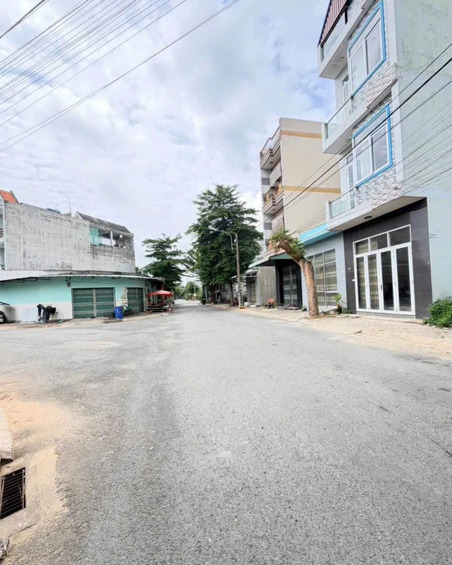 Bán nhà 80m² tại KDC Nam Long, Bến Lức, giá 2,6 tỷ - Ảnh thu nhỏ 2