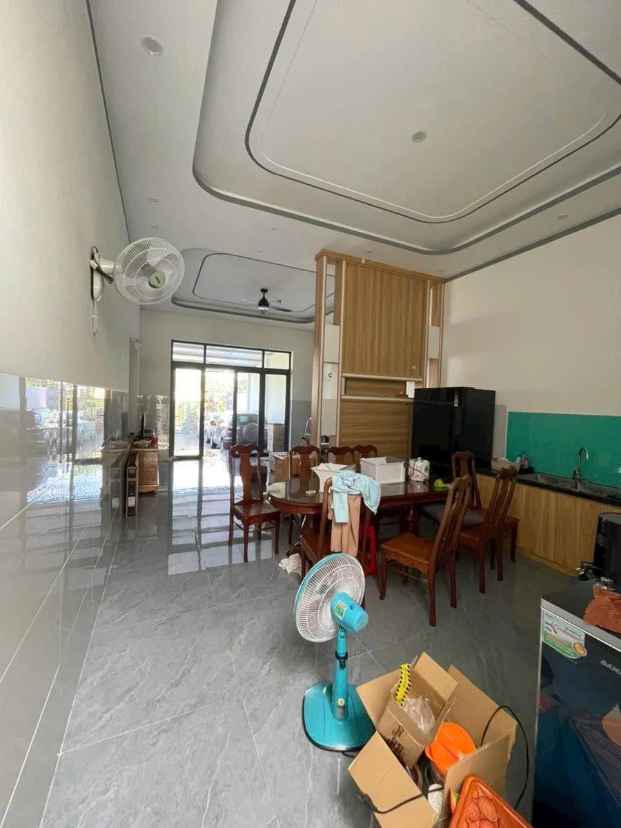 Nhà phố bán Buôn Ma Thuột 5m×37m 3 tỷ 150 Tân An - Ảnh thu nhỏ 2
