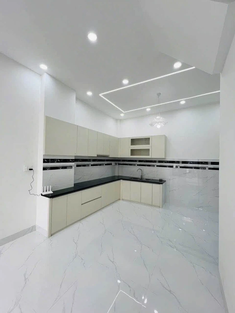 Bán nhà 3 tầng 50m² Nguyễn Xiển gần Vinhomes Quận 9 - Ảnh thu nhỏ 4
