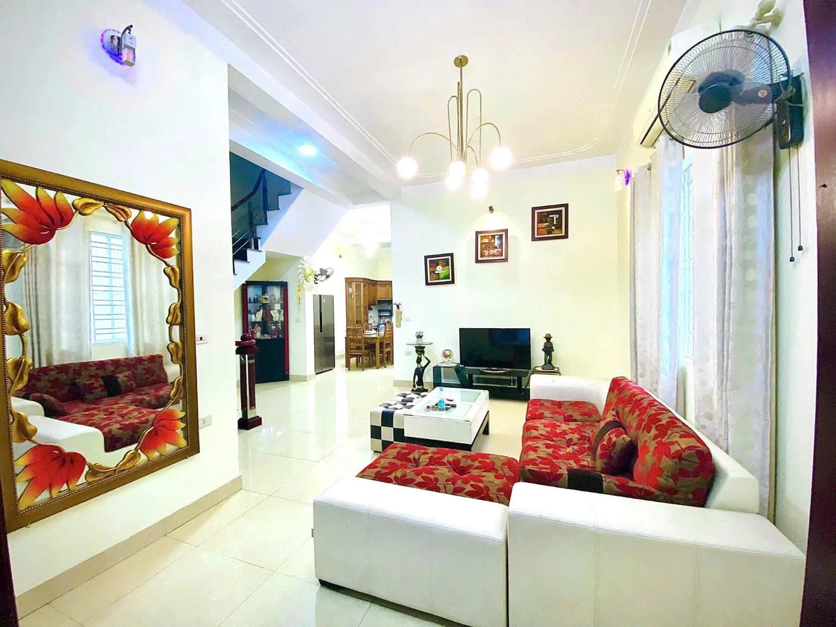 Bán nhà 2 tầng 4PN 112m2 đ. Trần Hưng Đạo, TP Vinh, Nghệ An - Ảnh 1
