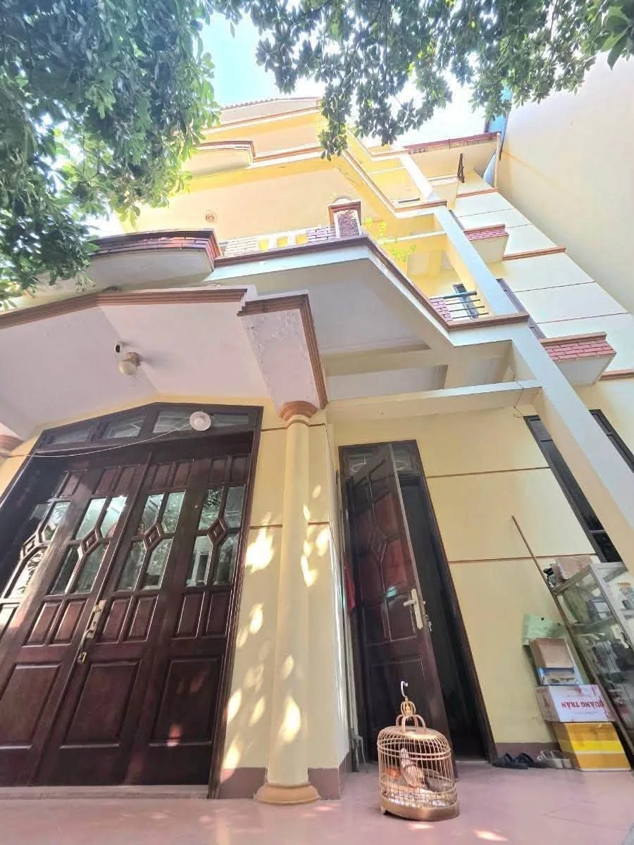 Biệt thự 154m² Cầu Giấy 41 tỷ sân vườn 4 tầng - Ảnh thu nhỏ 2