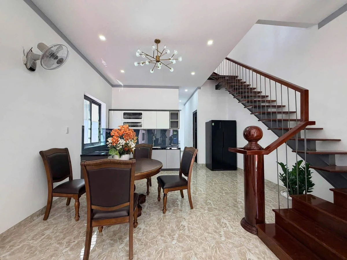 Bán nhà mê 3PN full nội thất, sổ hồng riêng, 6x25m gần đường Y Wang, Buôn Ma Thuột - Ảnh thu nhỏ 5