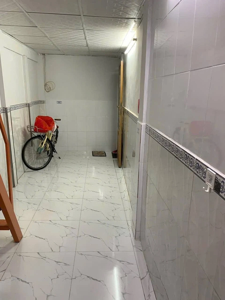 Cho thuê nhà Võ Văn Kiệt, Quận 5, 28m2, 5,5 triệu/tháng - Ảnh thu nhỏ 2