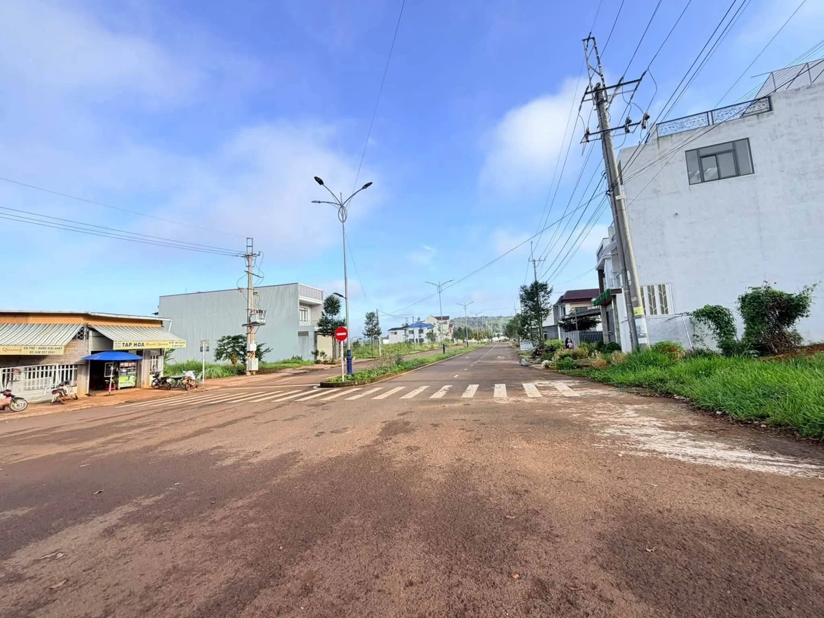 Bán đất Bờ Đông 200m² mặt tiền Lạc Long Quân - Ảnh thu nhỏ 4