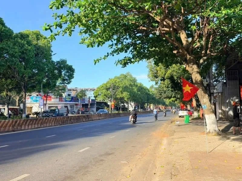 Bán lô đất mặt tiền Phạm Văn Đồng, Bình Chánh, 4.8×32m, 4.5 tỷ - Ảnh 1