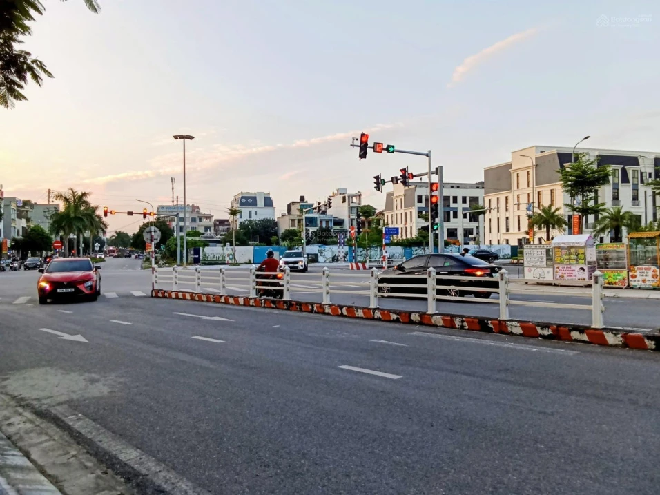 Cần tiền bán gấp đất trung tâm thành phố Phủ Lý, tỉnh Hà Nam cũ - Ảnh 1
