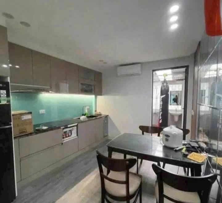 Cho thuê nhà nguyên căn 3 tầng 65m² 10 triệu/tháng - Ảnh thu nhỏ 2
