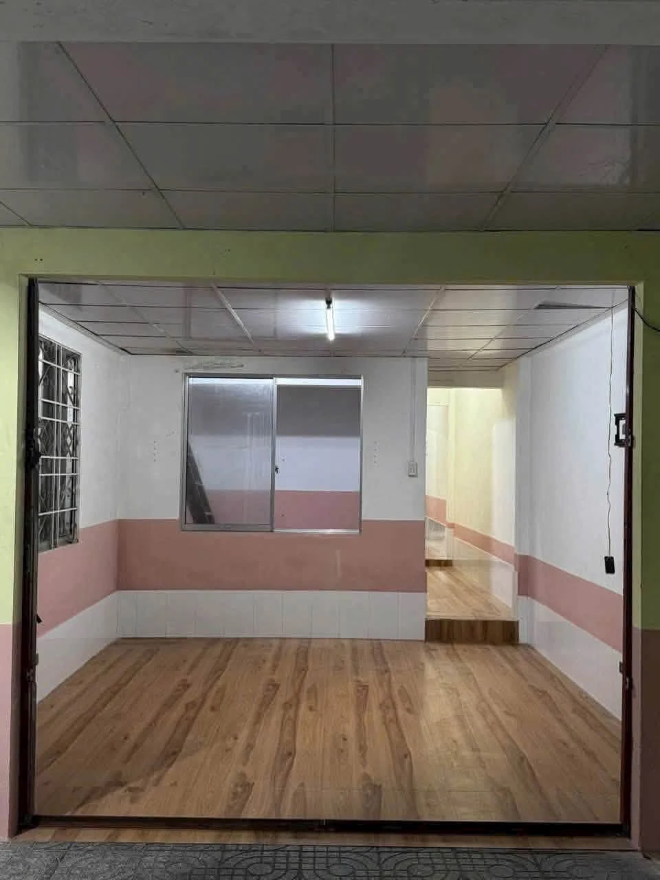 Cho thuê nhà nguyên căn 3PN 171m² gần công viên Bến Tre - Ảnh 1
