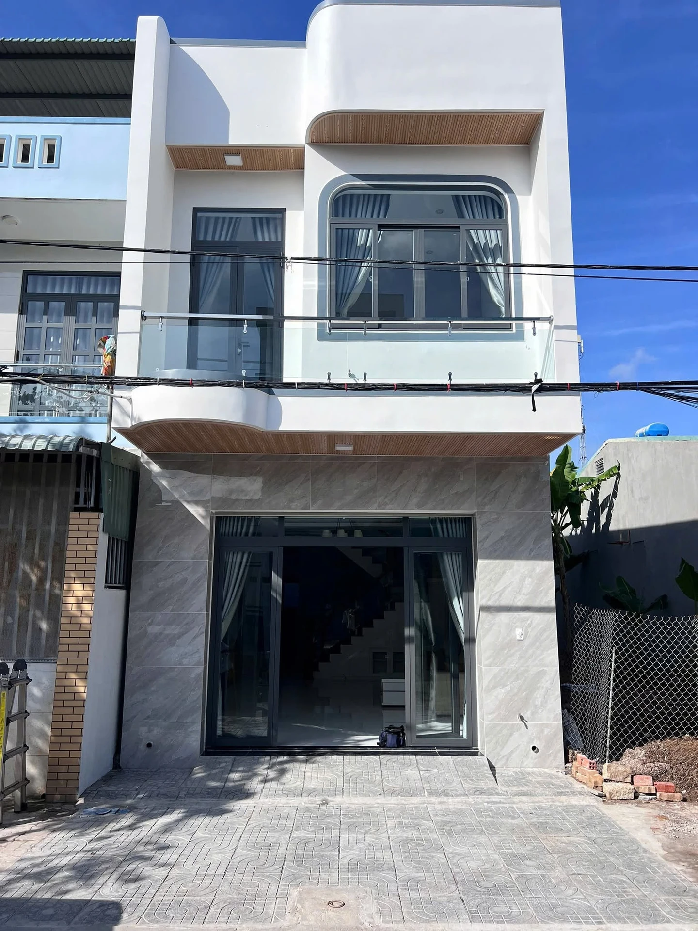Bán nhà 4PN 3WC 100m² Lê Văn Lương, Bà Rịa - Ảnh 1