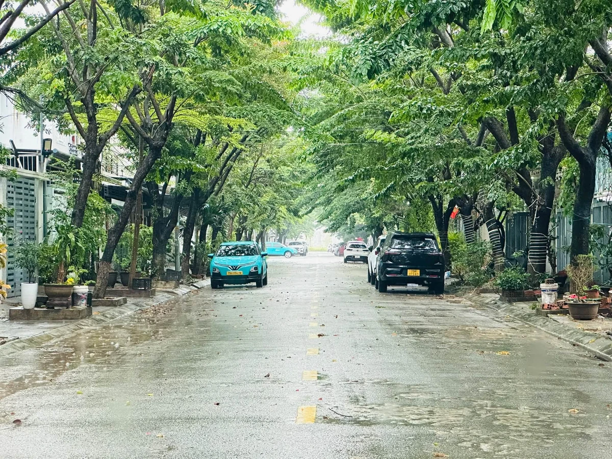 Bán đất mặt tiền đường Nguyễn Xuân Lâm, KQH Xuân Phú, Vỹ Dạ, TP Huế, 100m2 - Ảnh 1