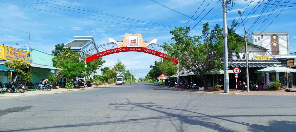 Bán nhà 1 trệt 1 lầu 5x22m khu đô thị Sao Mai Nhựt Hồng, Cà Mau - Ảnh thu nhỏ 4