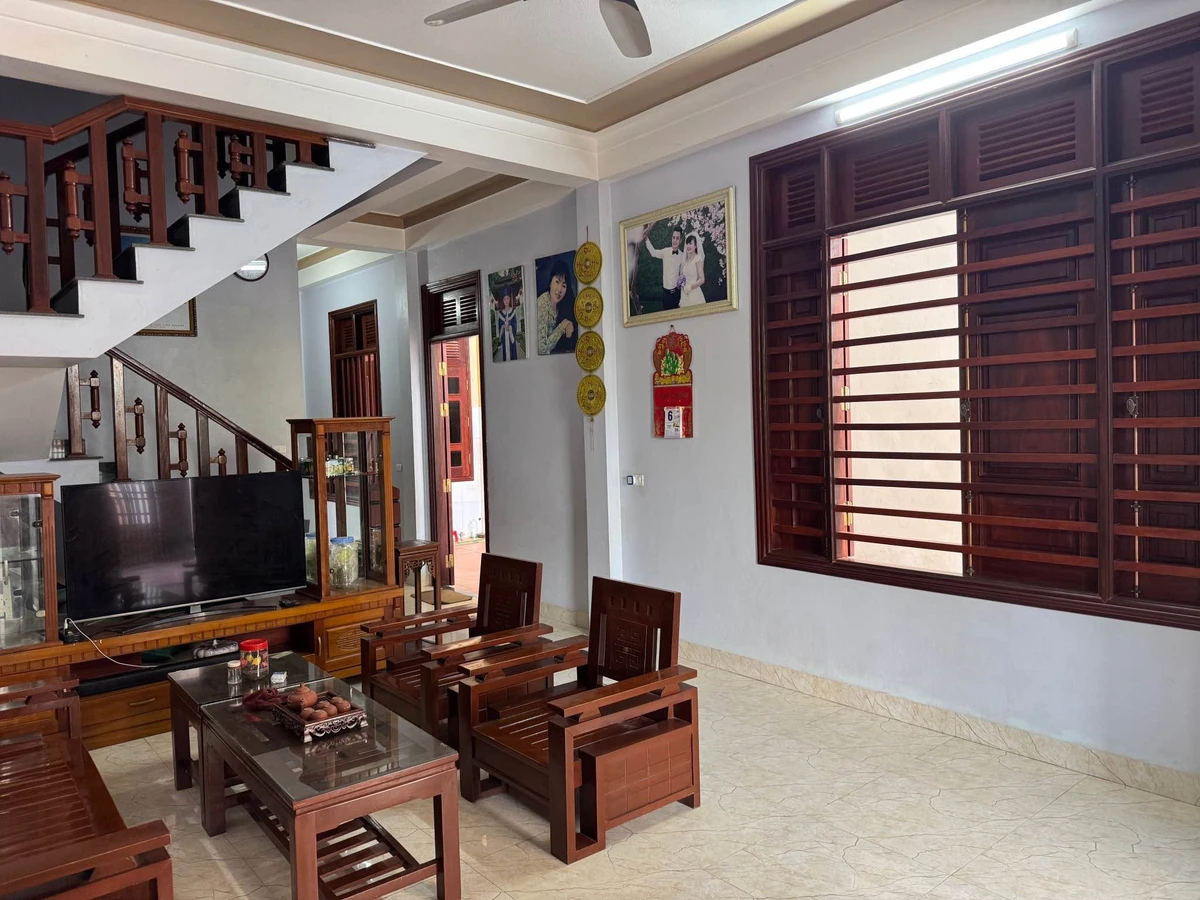 Nhà phố 140m² mặt tiền 7,1m, 3 tầng, 3 phòng ngủ, 3 tỷ, Quận 12 - Ảnh thu nhỏ 3
