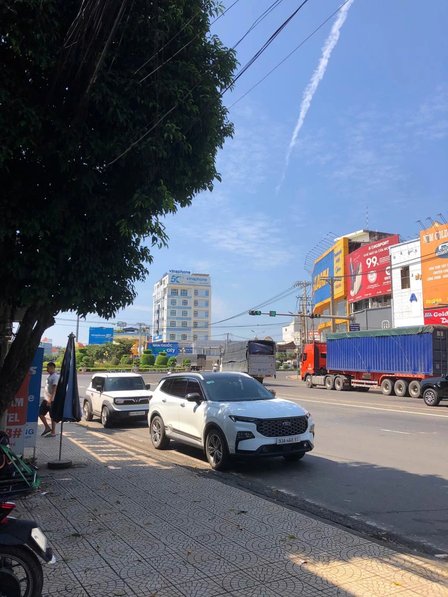 Cho thuê mặt bằng 189m² mặt tiền 12.6m Đồng Xoài 25 triệu/tháng - Ảnh 1