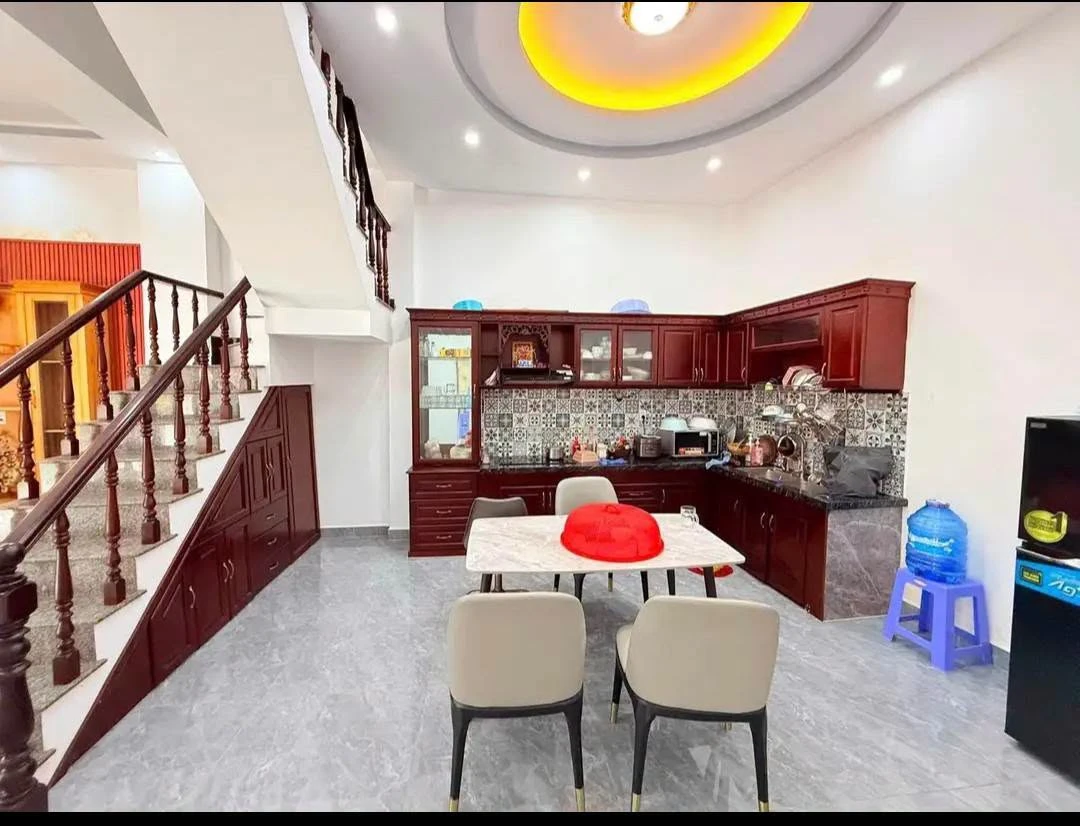 Nhà bán 4 phòng ngủ 72m² gần biển Bãi Sau Vũng Tàu - Ảnh thu nhỏ 3