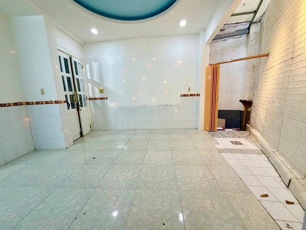 Bán nhà Phú Nhuận 22m2, 2 PN, 2 WC, 2.2 tỷ - Ảnh 1