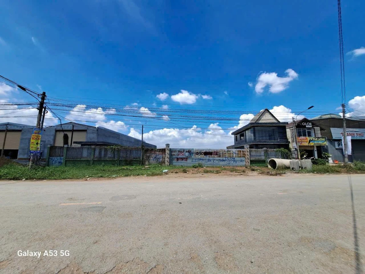 Bán đất mặt tiền Nguyễn Hữu Trí 1800m² Tây Ninh 42.5 tỷ - Ảnh thu nhỏ 2